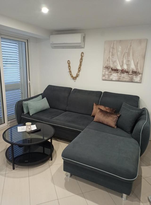 Apartman Stella Rovanjska Buitenkant foto