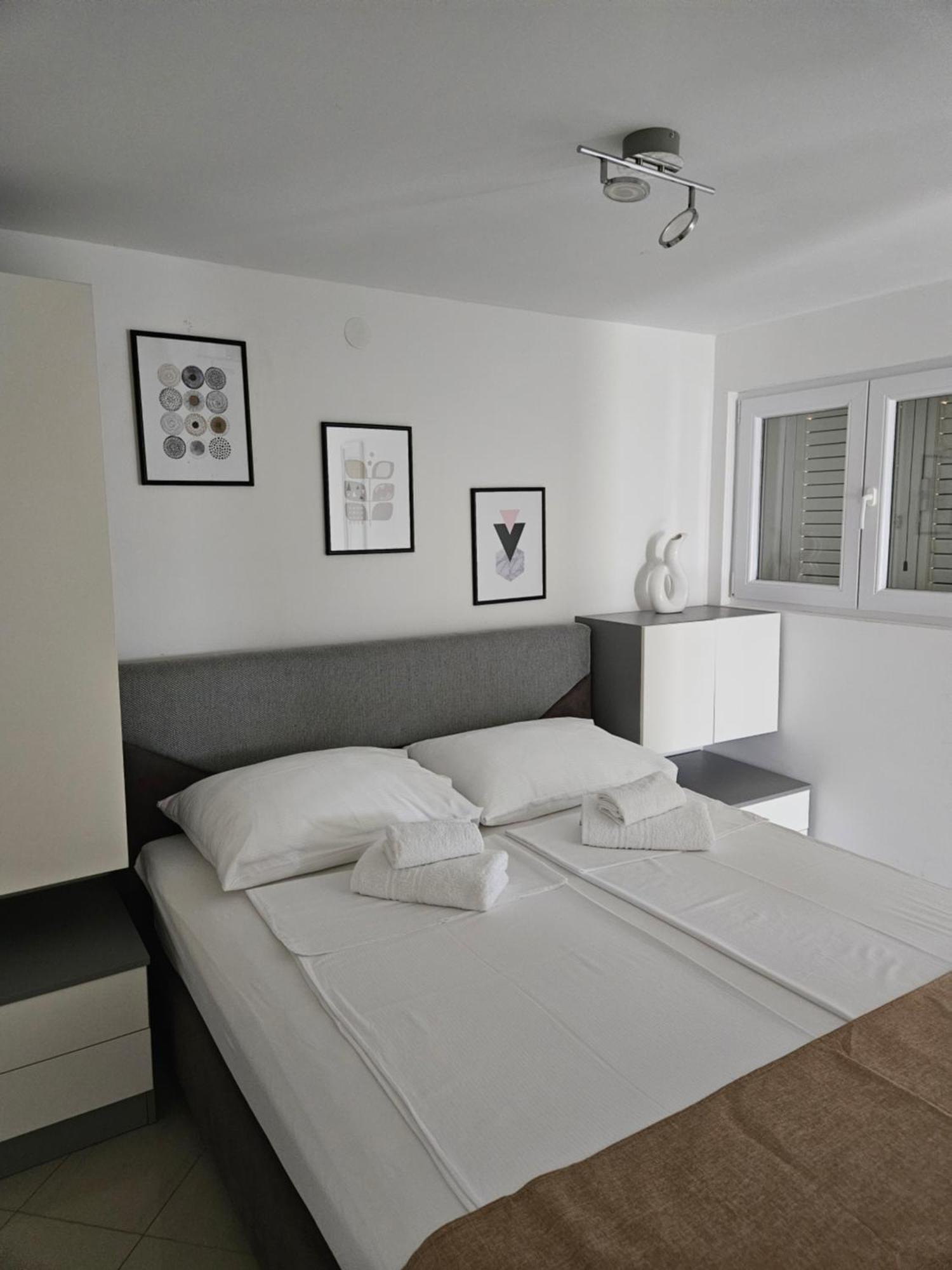 Apartman Stella Rovanjska Buitenkant foto
